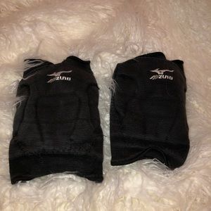 Mizuno volleyball knee pads